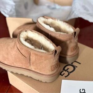NEW Women's U G Classic Ultra Mini Boots,Chestnut Color